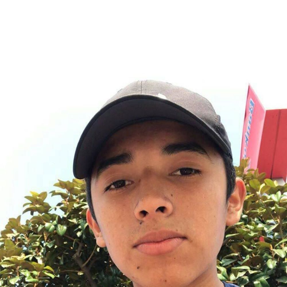 Meet your Posher, Beto